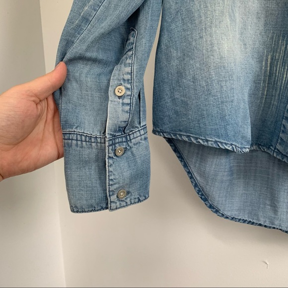 EUC Cloth & Stone Button Down Chambray shirt small - Picture 5 of 7